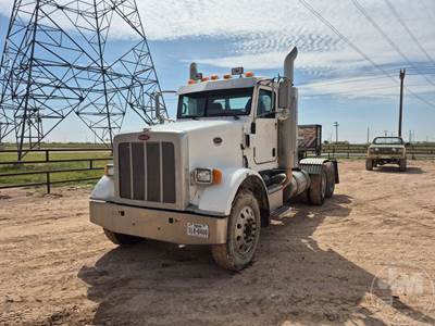Peterbilt 365 Day Cab Truck