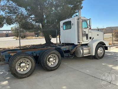 Peterbilt 377 Day Cab Truck