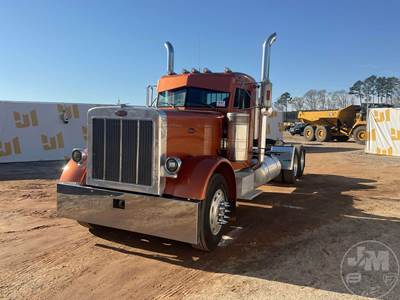 Peterbilt 379 Day Cab Truck