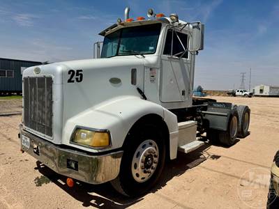 Peterbilt 385 Day Cab Truck