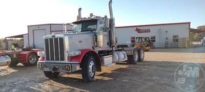 Peterbilt 388 Day Cab Truck