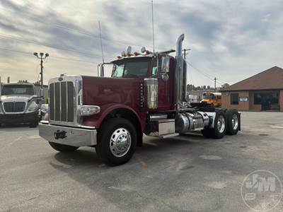 Peterbilt 389 Day Cab Truck
