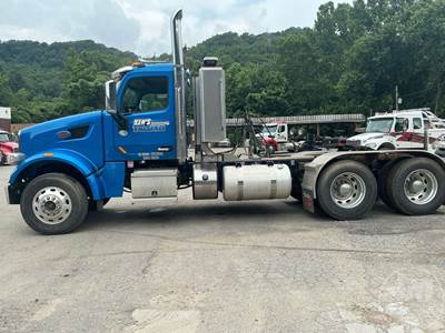 Peterbilt 567 Day Cab Truck