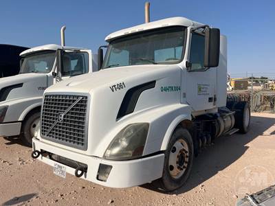 Volvo TR Day Cab Truck