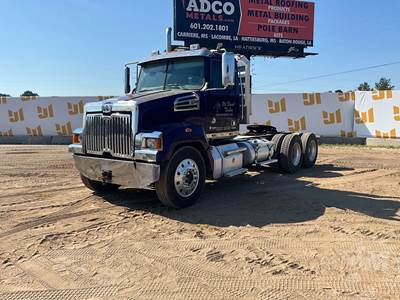 Western Star 4700 Day Cab Truck