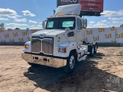 Western Star 4700 Day Cab Truck
