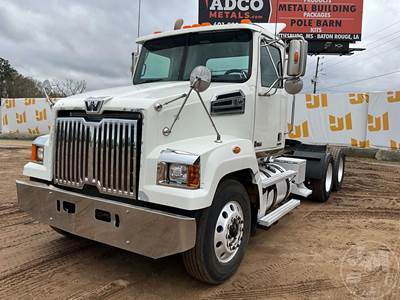 Western Star 4700 Day Cab Truck