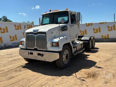 Western Star 4700 Day Cab Truck