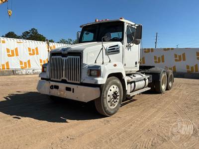 Western Star 4700 Day Cab Truck