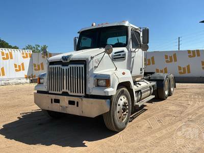 Western Star 4700 Day Cab Truck
