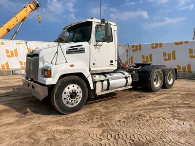 Western Star 4700 Day Cab Truck