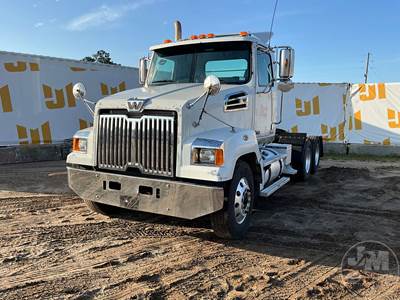 Western Star 4700 Day Cab Truck