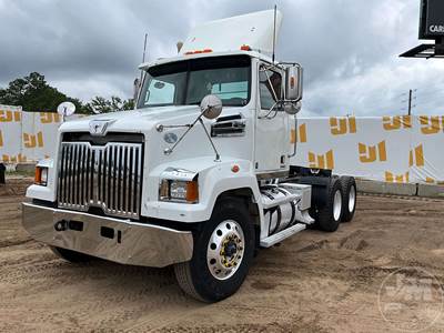 Western Star 4700 Day Cab Truck