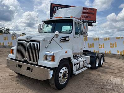 Western Star 4700 Day Cab Truck
