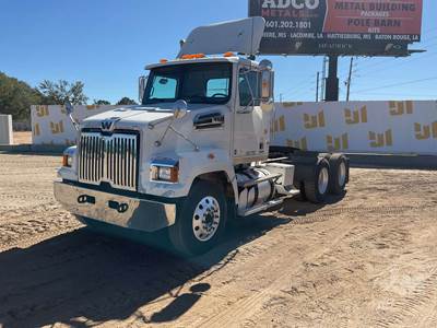 Western Star 4700SF Day Cab Truck