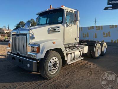 Western Star 4700SF Day Cab Truck