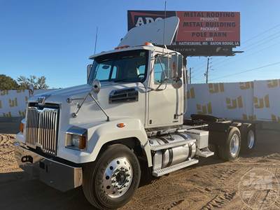 Western Star 4700SF Day Cab Truck