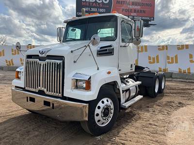 Western Star 4700SF Day Cab Truck
