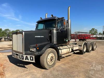 Western Star 4900 Day Cab Truck