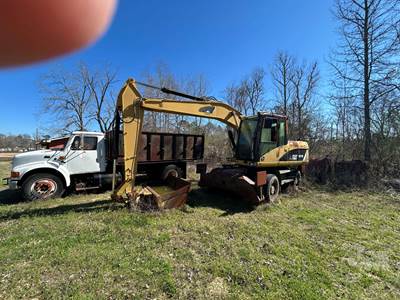 Caterpillar M313D Dismantled Parts