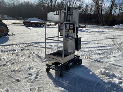 JLG AM-24 BASKET LIFT Dismantled Parts