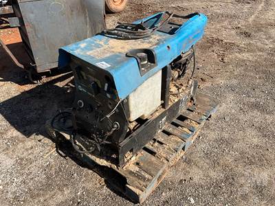 Miller BOBCAT 225 Dismantled Parts