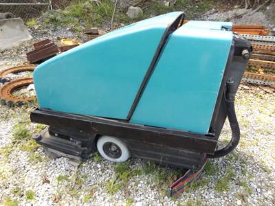 Tennant FLOOR SCRUBBER Dismantled Parts