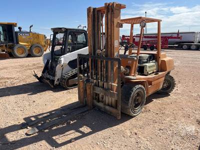 Toyota 02-3FD35 SOLID FORKLIFT Dismantled Parts