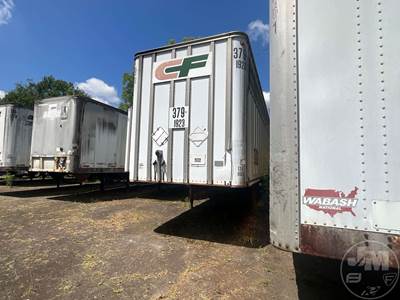 Road Systems Dry Van Trailer