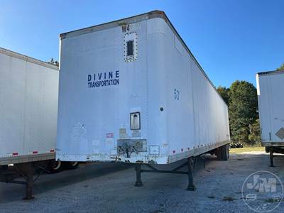 Strick Dry Van Trailer