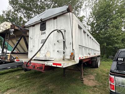 East EAST MANUFACTURING CORP Dump Trailer