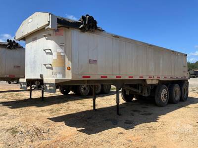 Travis Dump Trailer