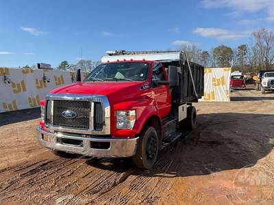 Ford F-650 Dump Truck