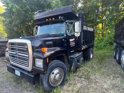 Ford L9000 Dump Truck