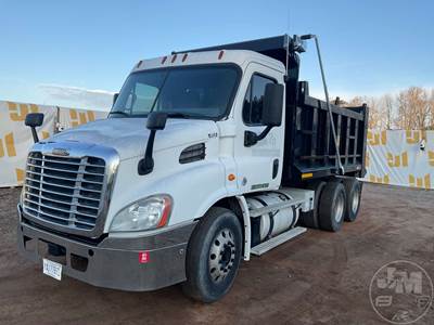 Freightliner Cascadia Dump Truck