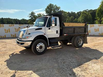 International 4400 Dump Truck
