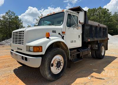 International 4700 Dump Truck