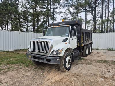 International 7500 Dump Truck