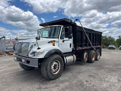 International 7500 Dump Truck