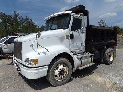 International L9217 Dump Truck