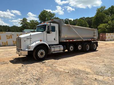 Kenworth T800 Dump Truck