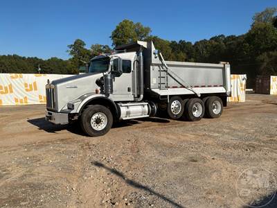 Kenworth T800 Dump Truck