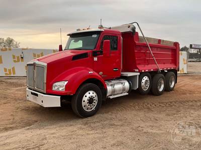 Kenworth T880 Dump Truck
