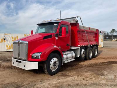 Kenworth T880 Dump Truck