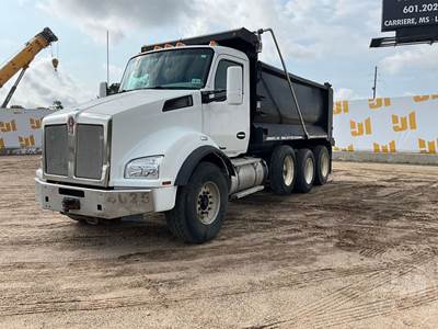 Kenworth T880 Dump Truck