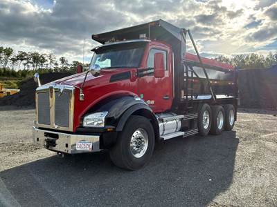 Kenworth T880 Dump Truck