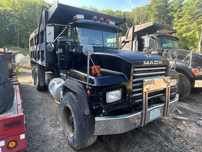Mack RD Dump Truck