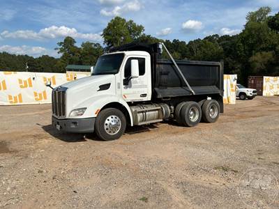 Peterbilt 579 Dump Truck