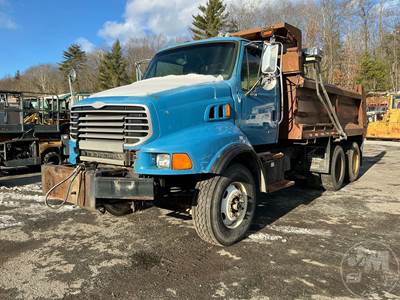 Sterling L7500 Dump Truck