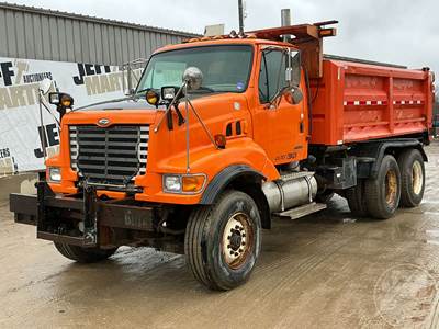 Sterling L9500 Dump Truck